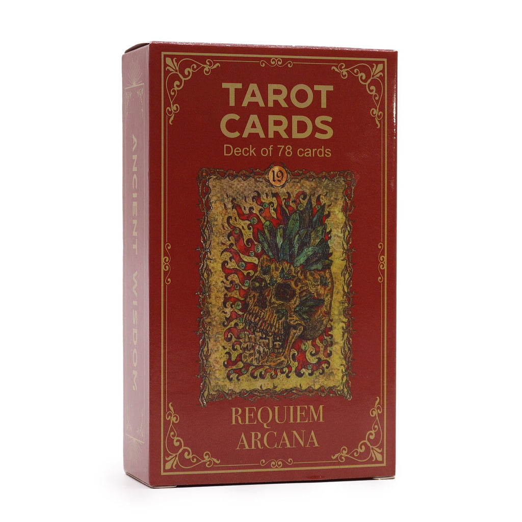 Tarot-kortit opaskirjalla – Requiem Arcana