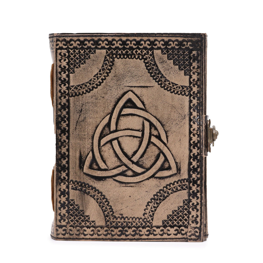 Triquetra-esoteerinen muistikirja – Punainen, 200 sivua, 17,5x12,5 cm